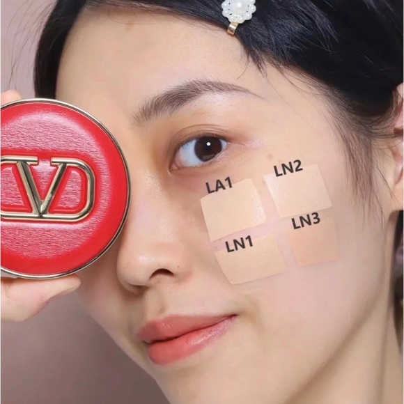 NEW Valentino Go Cushion Foundation SPF31/PA++ Shade LN1 - Picture 4 of 13